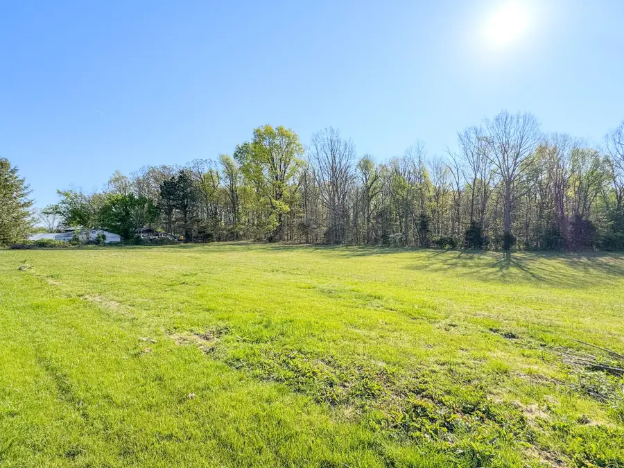 2634 Pleasant Grove Rd, Westmoreland, TN 37186 - #2