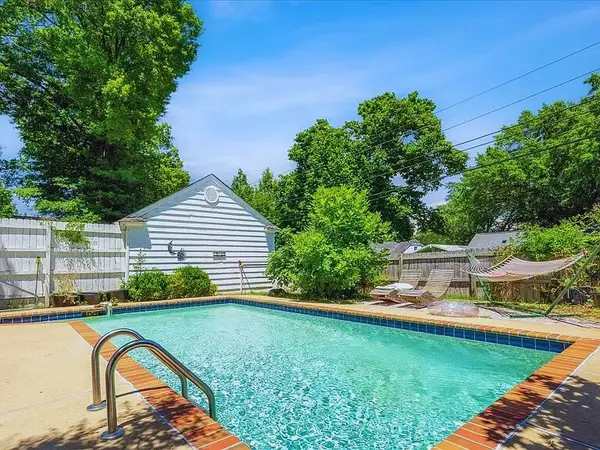 816 Charles Pl, Memphis, TN 38112