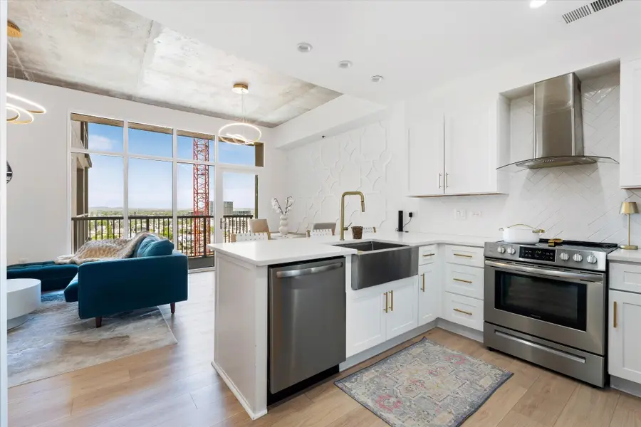 1510 Demonbreun St #807, Nashville, TN 37203 - #3