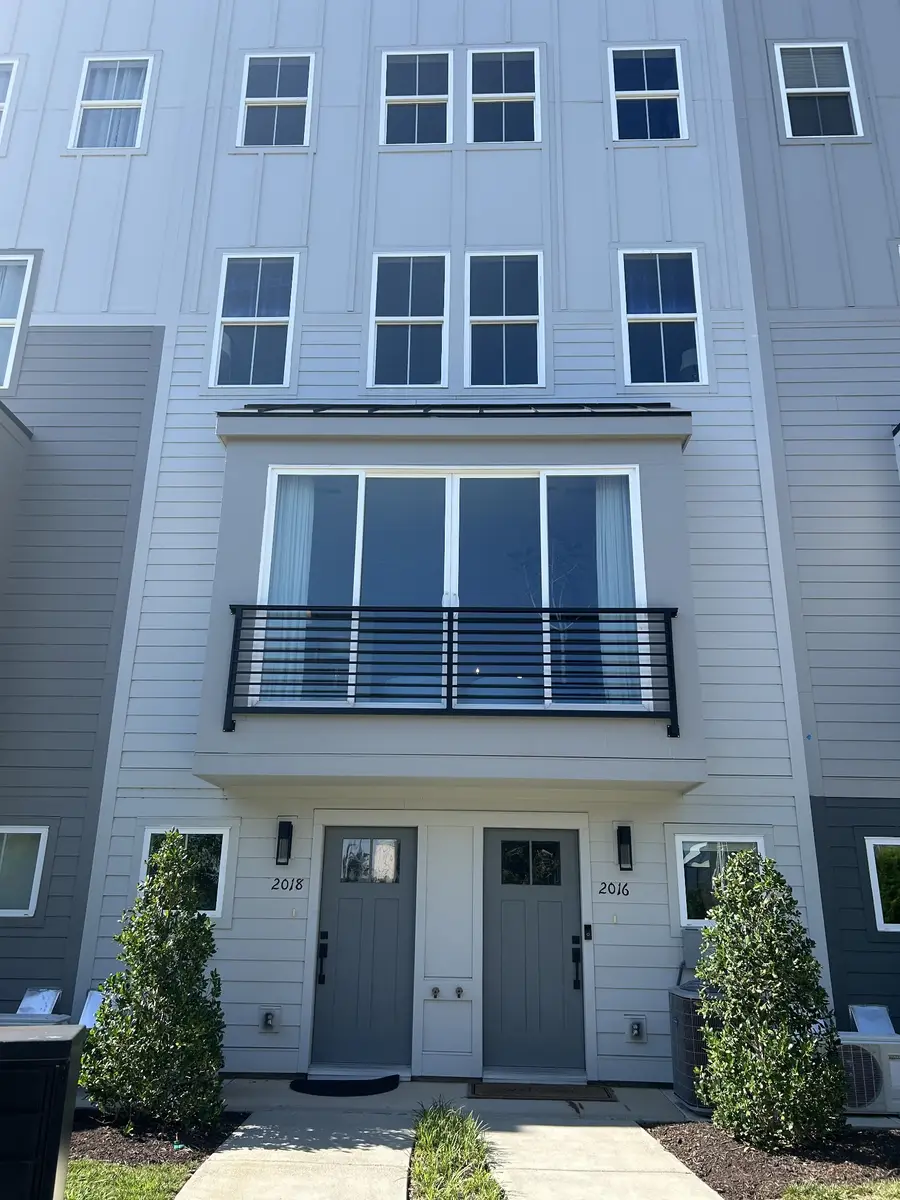 2018 Edison Park Ln, Nashville, TN 37209 - #2