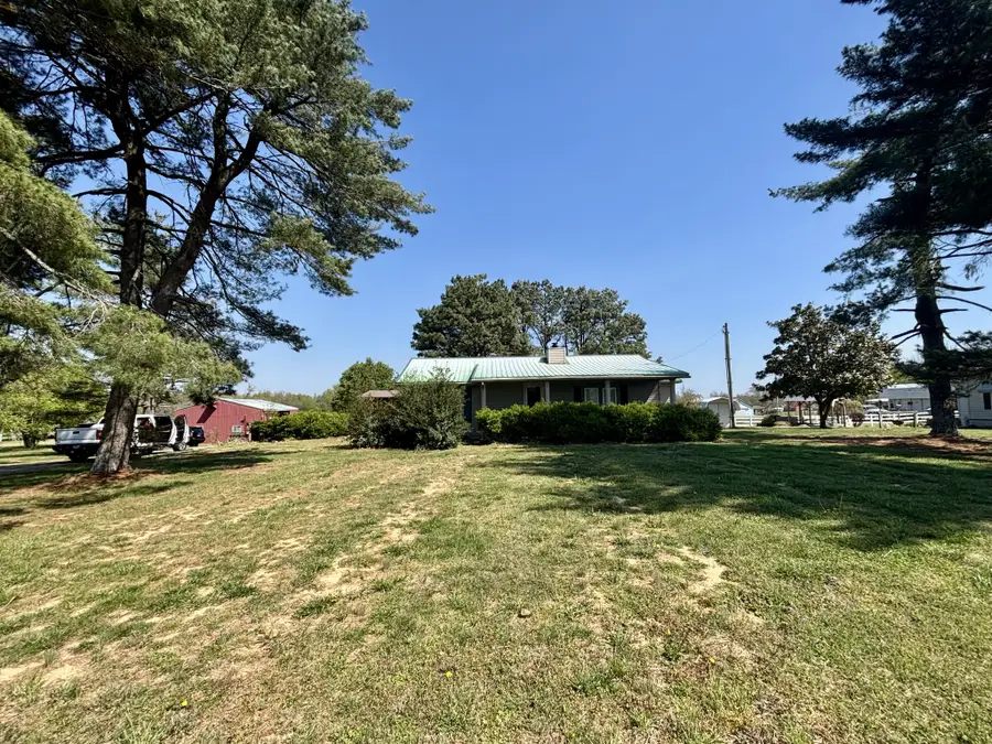 2495 Highway 52 E, Portland, TN 37148 - #2