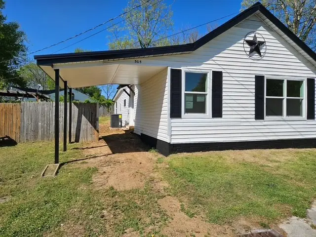 505 E 17th Street, Columbia, TN 38401 - #2