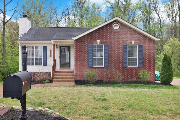 2732 Airwood Dr, Nashville, TN 37214