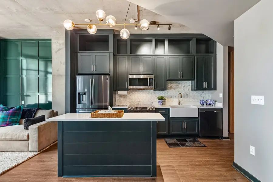 600 12th Ave S #902, Nashville, TN 37203 - #2