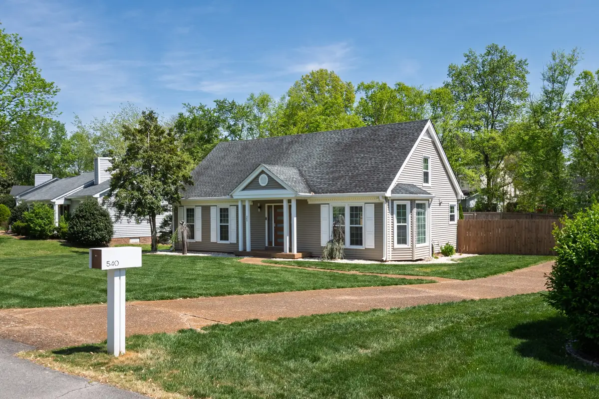 540 Riverview Dr, Franklin, TN 37064 - #1