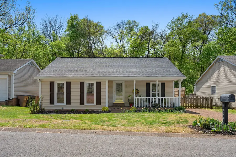 4909 Yorkshire Rd, Nashville, TN 37211 - #2