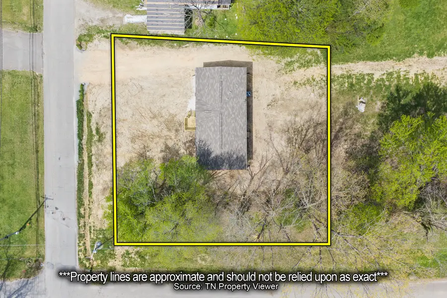 177 Georgia Ave S, Parsons, TN 38363 - #2