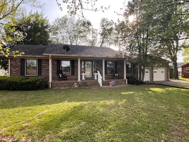 222 Victor Reiter Pkwy, Portland, TN 37148 - #2