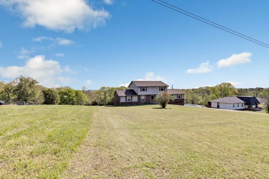 415 Highland Heights Dr, Goodlettsville, TN 37072 - #3