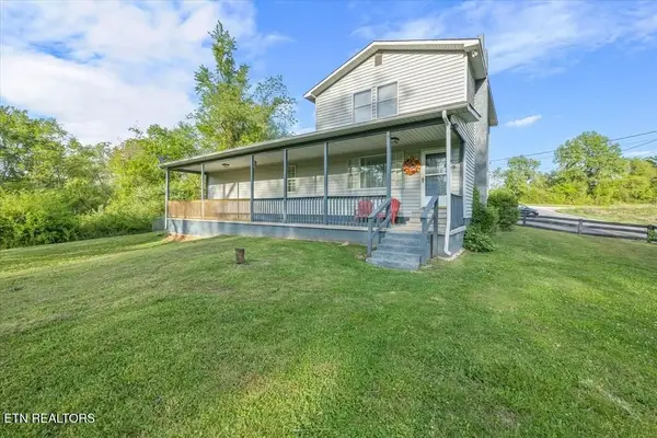 518 Flatt Spur Rd, Jamestown, TN 38556