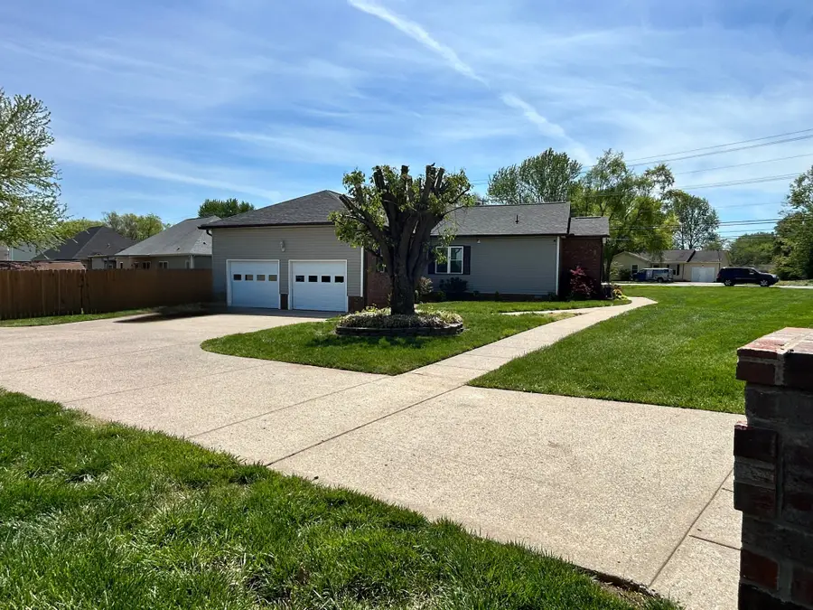 751 Mcclain Dr, Clarksville, TN 37040 - #3