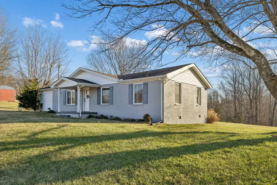 411 Purtle Rd, Lafayette, TN 37083 - #2