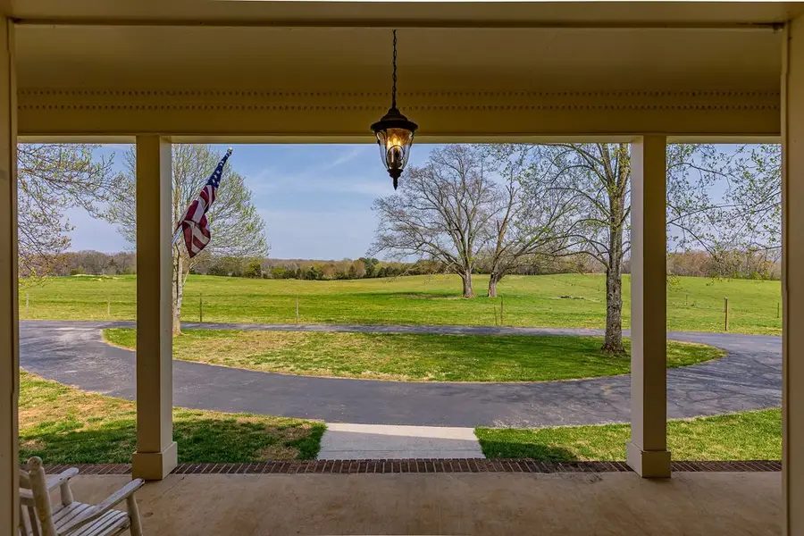 280 Ervin Ln, McMinnville, TN 37110 - #2