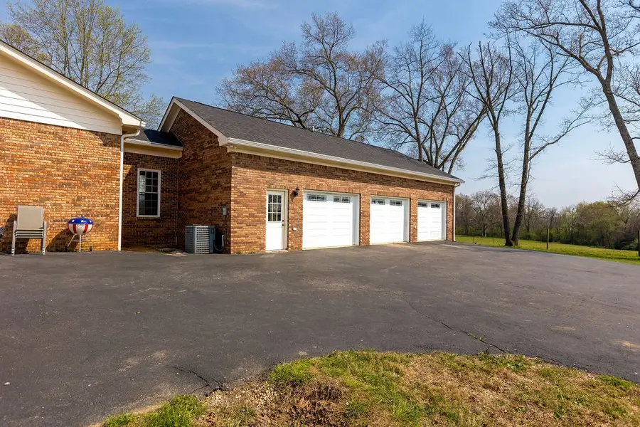 280 Ervin Ln, McMinnville, TN 37110 - #3