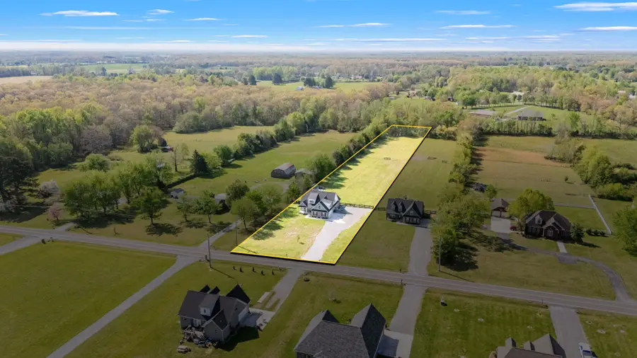 186 Carole Anne Dr, Woodbury, TN 37190 - #3