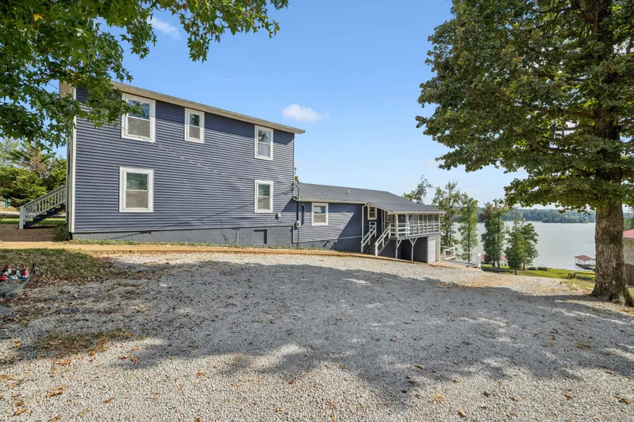 824 Driftwood Dr, Lobelville, TN 37097 - #3