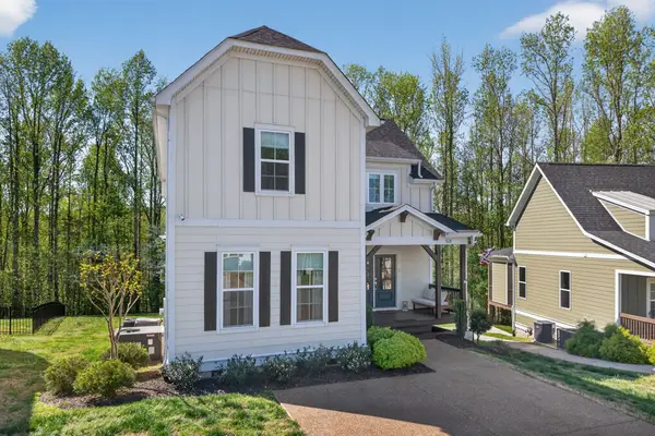 521 Evans Dr, Tullahoma, TN 37388