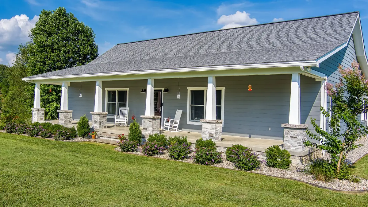 171 Lakeview Cir, Byrdstown, TN 38549 - #1