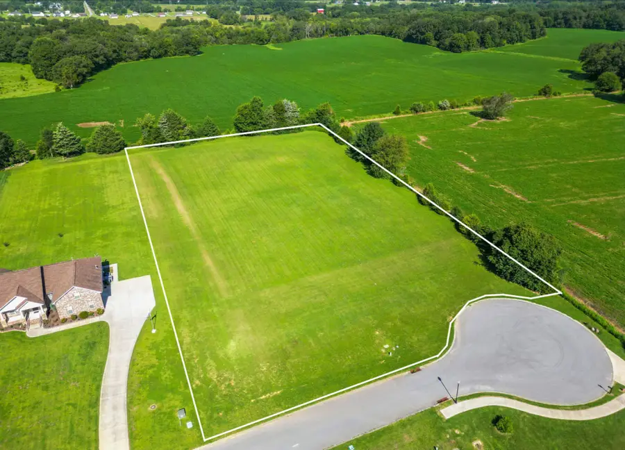 139 Wind Wood Dr, Portland, TN 37148 - #2