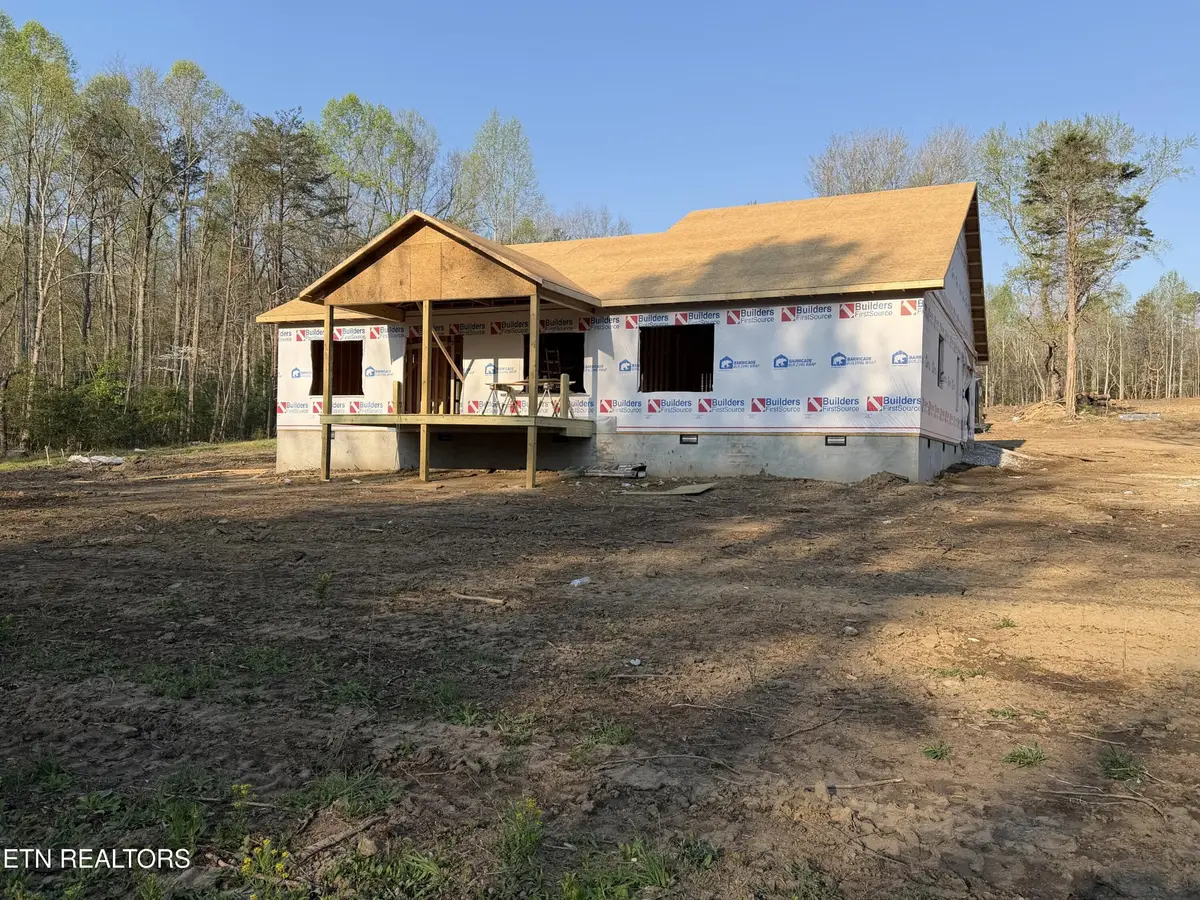 2226 Country Club Rd, Jamestown, TN 38556 - #1