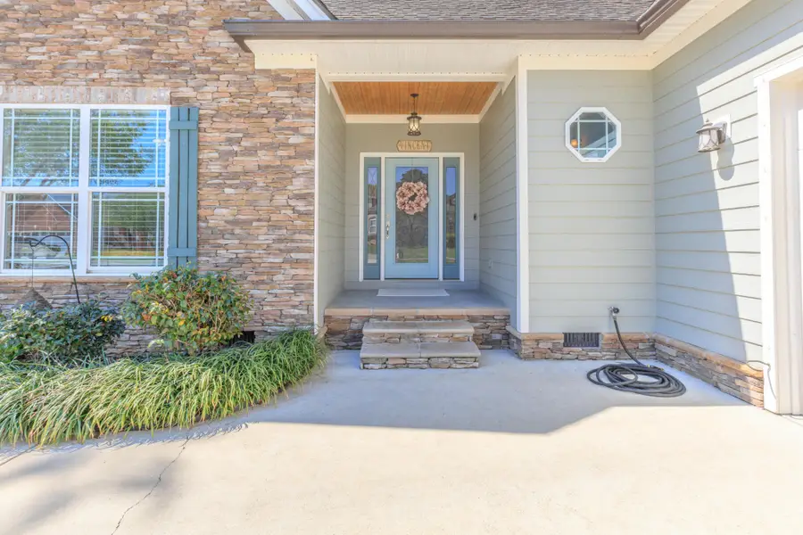 7064 Homestead Circle, Hixson, TN 37343 - #3