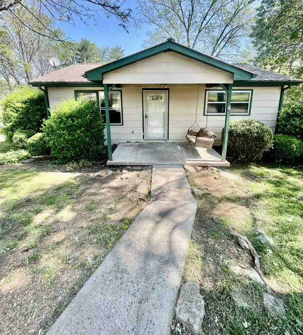 137 Kenmore Ave, Winchester, TN 37398