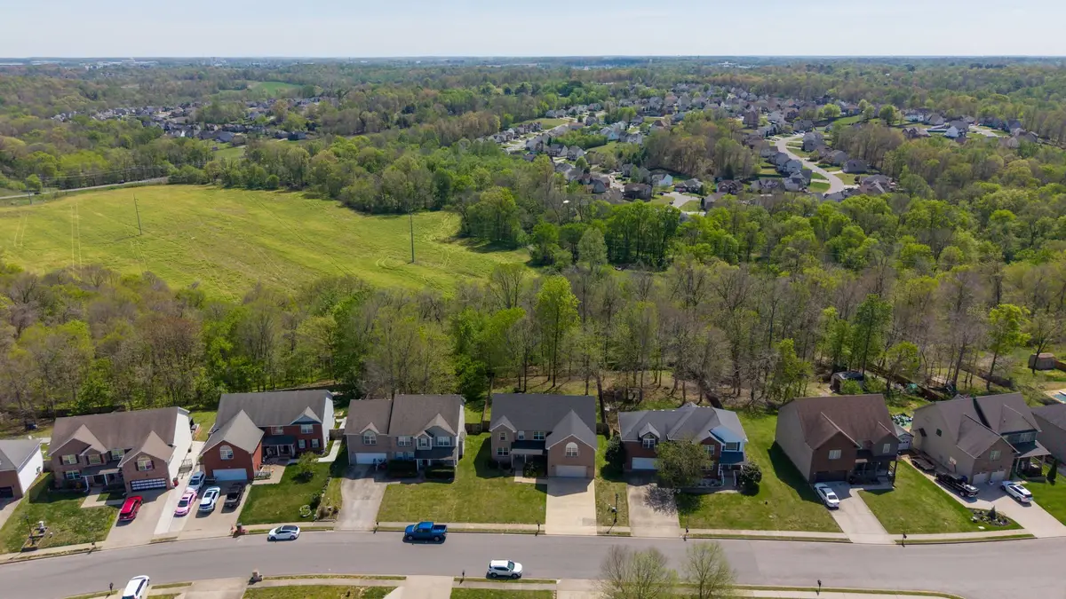 3205 Timberdale Dr, Clarksville, TN 37042 - #1