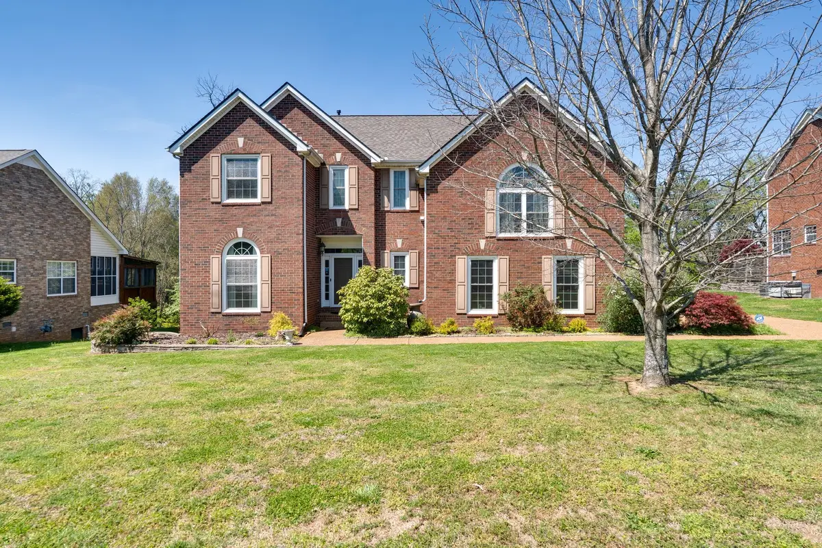 369 Dandridge Dr, Franklin, TN 37067 - #1