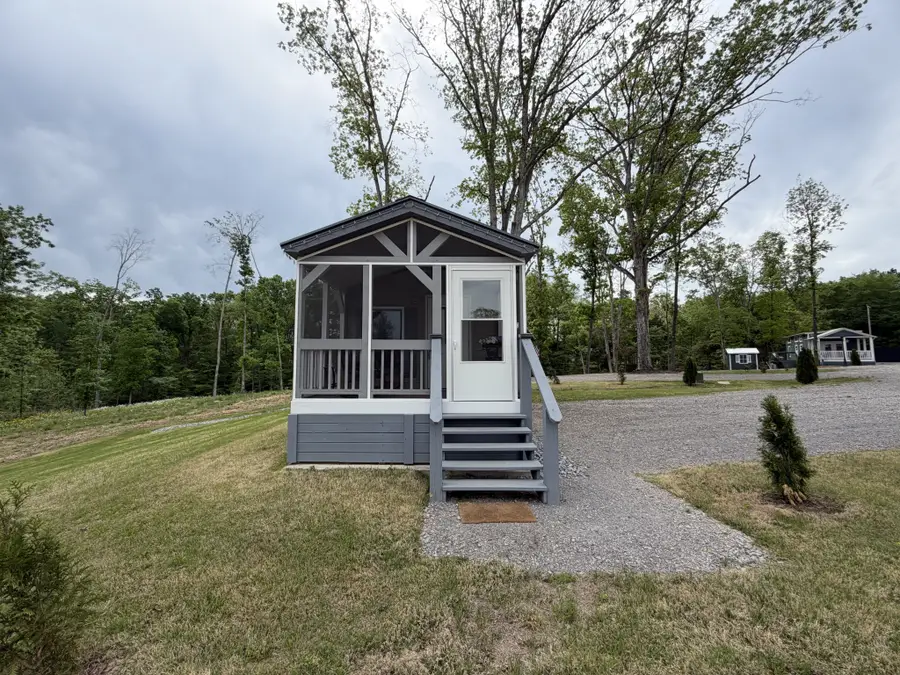 112 Pine Grove Ln, Dover, TN 37058 - #2