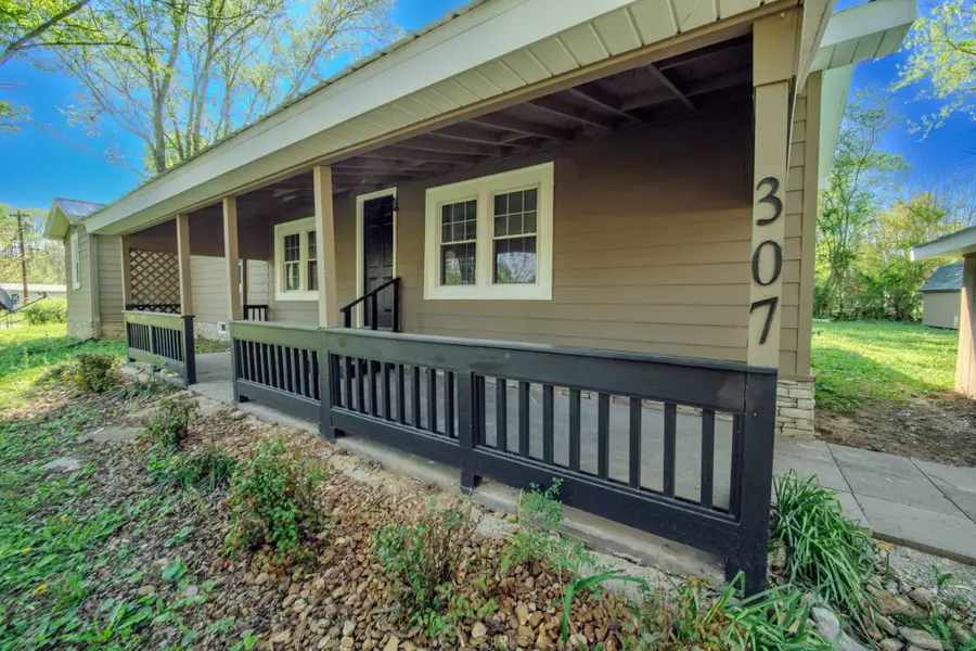 307 Isom St, Cookeville, TN 38506 - #3