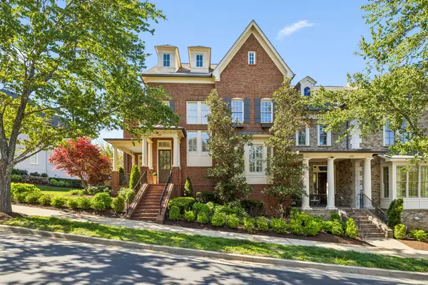 1048 Falling Leaf Cir, Brentwood, TN 37027