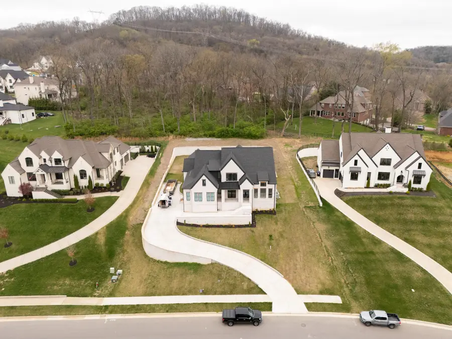 1586 Eastwood Dr, Brentwood, TN 37027 - #3