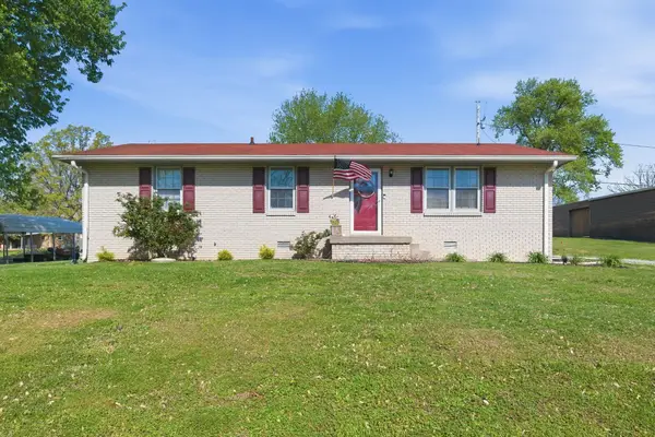 108 Chestnut Dr, Dickson, TN 37055