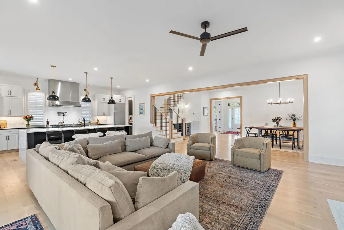 916 Acklen Ave, Nashville, TN 37203 - #1