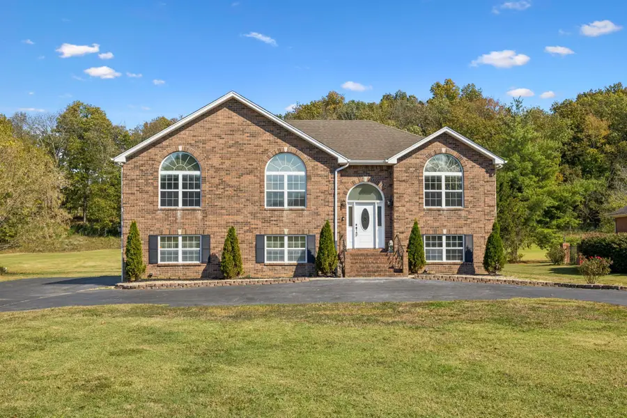 3679 Old Greenbrier Pike, Springfield, TN 37172 - #2