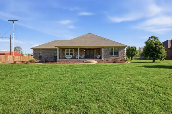 408 Weakley Creek Rd, Lawrenceburg, TN 38464