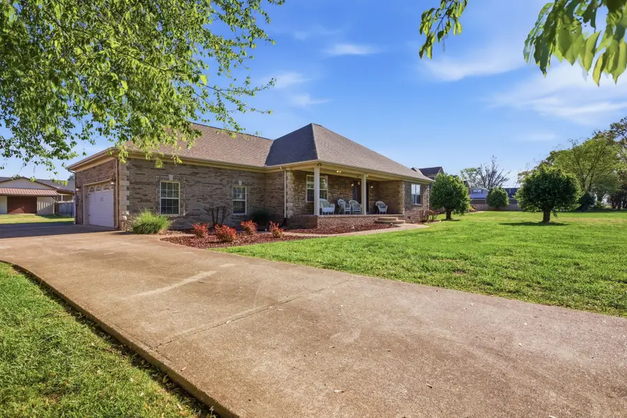408 Weakley Creek Rd, Lawrenceburg, TN 38464 - #3
