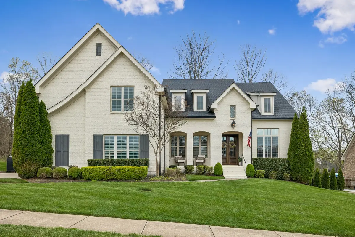 4035 Old Light Cir, Arrington, TN 37014 - #1