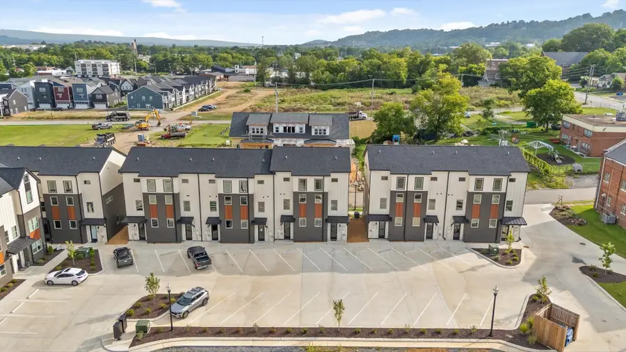 2554 E 18th Street, Chattanooga, TN 37404 - #2