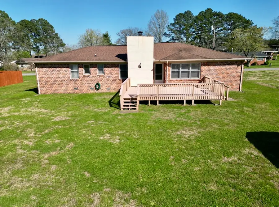 1205 Beverly Dr, Pulaski, TN 38478 - #3