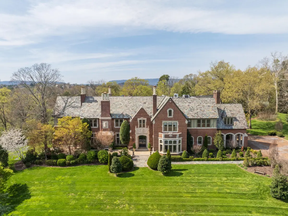 1649 Minnekahda Road, Chattanooga, TN 37405 - #1