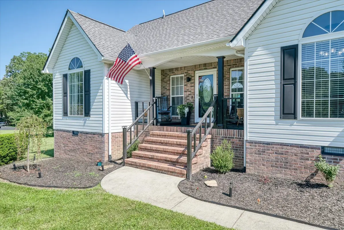 1036 Circle Dr, Jamestown, TN 38556 - #1