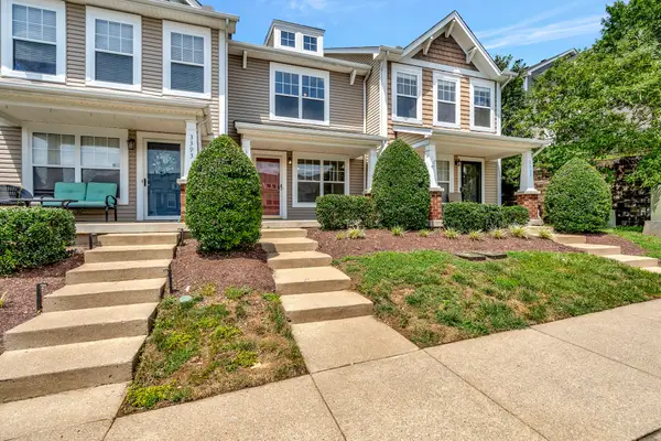 3395 Harpeth Springs Dr, Nashville, TN 37221