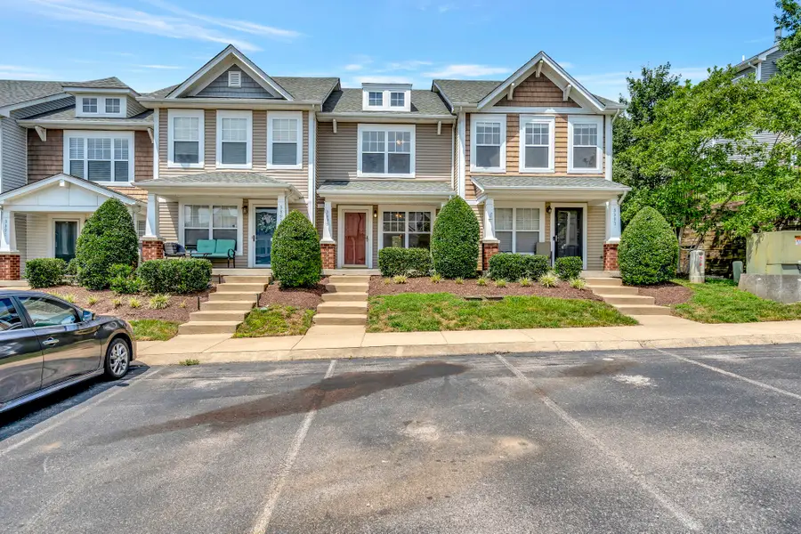 3395 Harpeth Springs Dr, Nashville, TN 37221 - #3