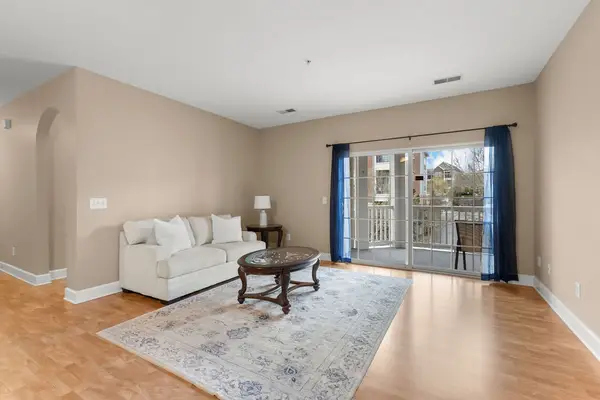 8045 Bienville Dr #5, Nashville, TN 37211