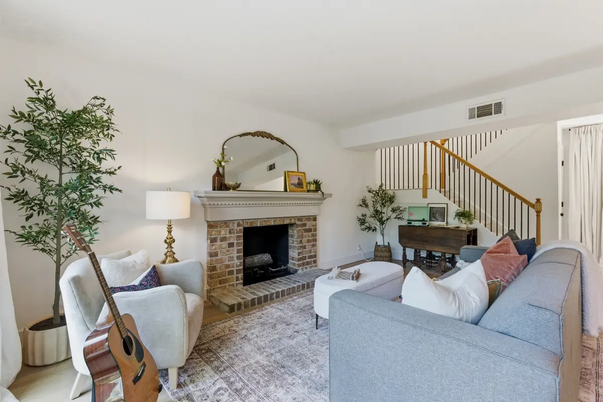 2116 Hobbs Rd #L8, Nashville, TN 37215 - #1