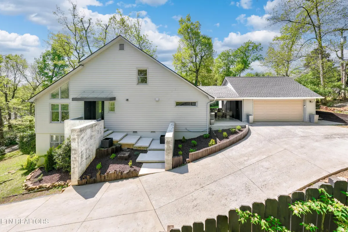 1313 Cherokee Blvd, Knoxville, TN 37919 - #1