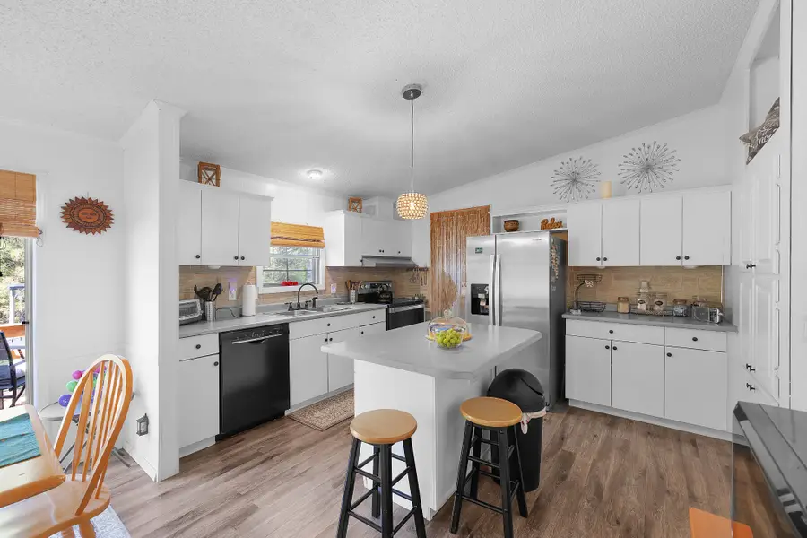 1810 Hill Rd, Paris, TN 38242 - #2