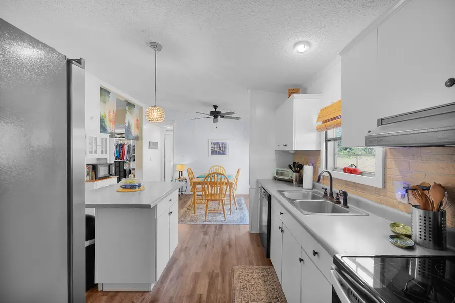 1810 Hill Rd, Paris, TN 38242 - #3