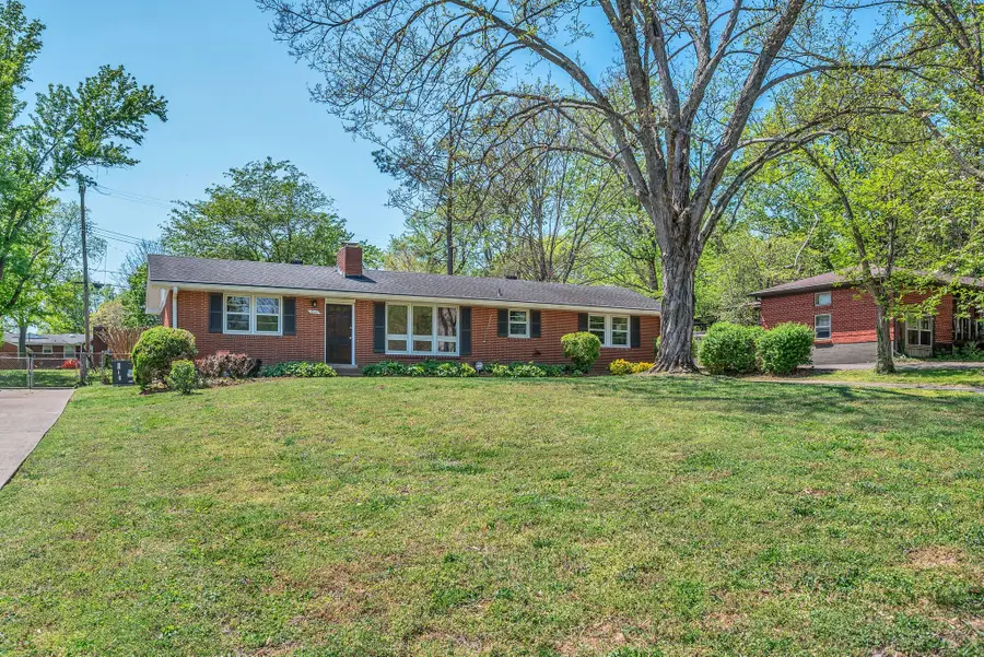 216 Graeme Dr, Nashville, TN 37214 - #2